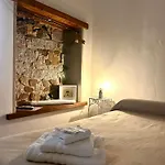 Borgo Dei Centenari أورغوسولو